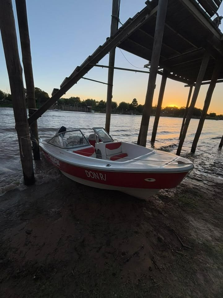 Geuna Pampa 520 Mercury 40HP Elo Super
