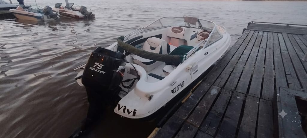 Geuna F160 Mercury 75HP/4T