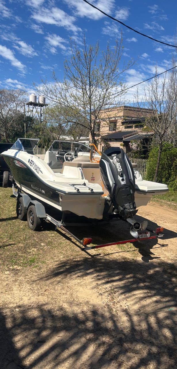 klase A 210 Evinrude 200HP/2T ETEC G2