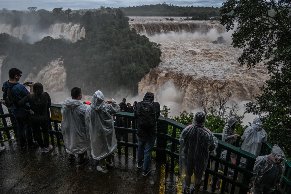 Cataratas del Iguazú: toman medidas preventivas ante el riesgo de crecida del río