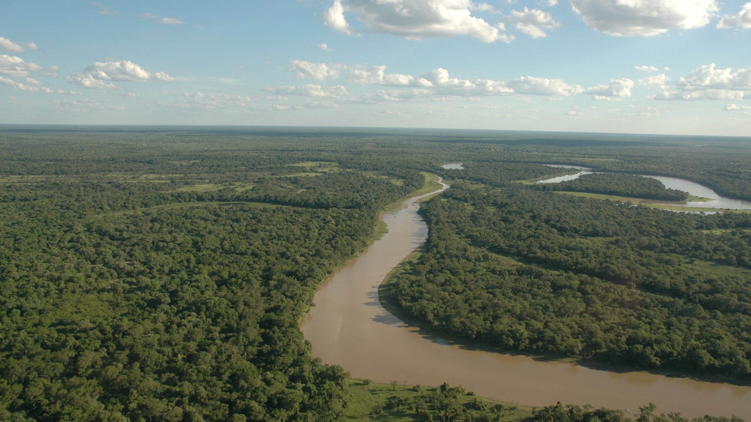 El río Paraná, un tesoro turístico para descubrir en el Chaco