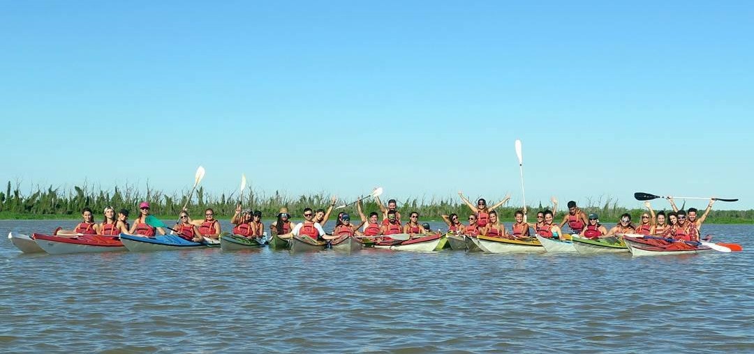 El fenómeno de las escuelas de kayak: una pasión que crece en los ríos argentinos